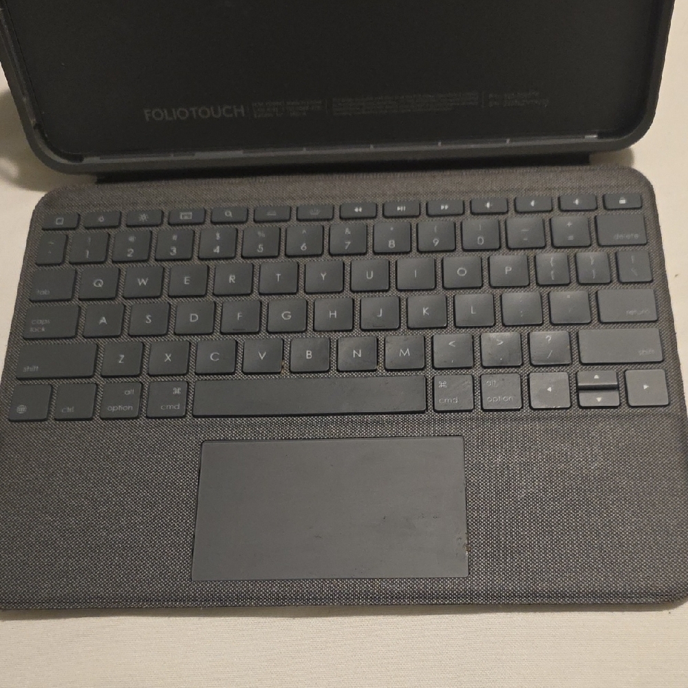 Logitech Gray Tablet Keyboard Folio - Picture 3 of 12